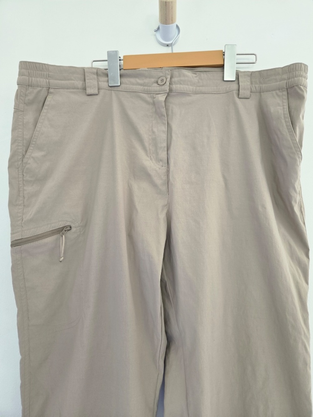 Mountain Wearhouse hiking pants 14 velcro/zip/slit pockets logo hiking walking - Picture 2 of 11